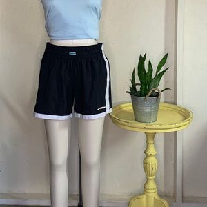 Brooks Shorts In Black Size M